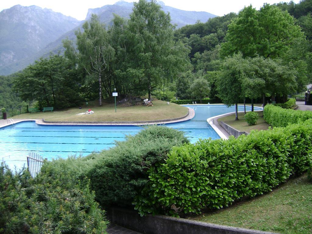 Casa Valbrona Quarto foto
